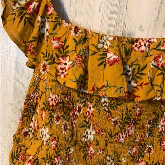 Womens NEW NWT - Sofi Angel Yellow Floral Crop Top - Picture 4 of 7